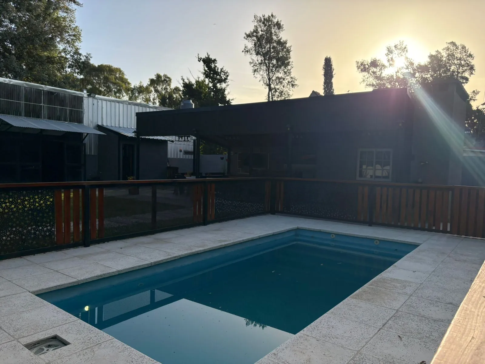 Pileta al atardecer